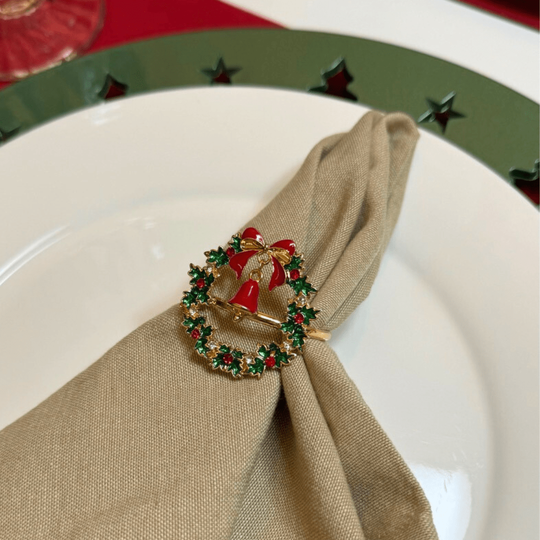 Anéis para Guardanapo Natalinos - Kit com 4 Coleção Mesa Posta - Anéis para Guardanapo Estilo Flor Artificial Design & Casa