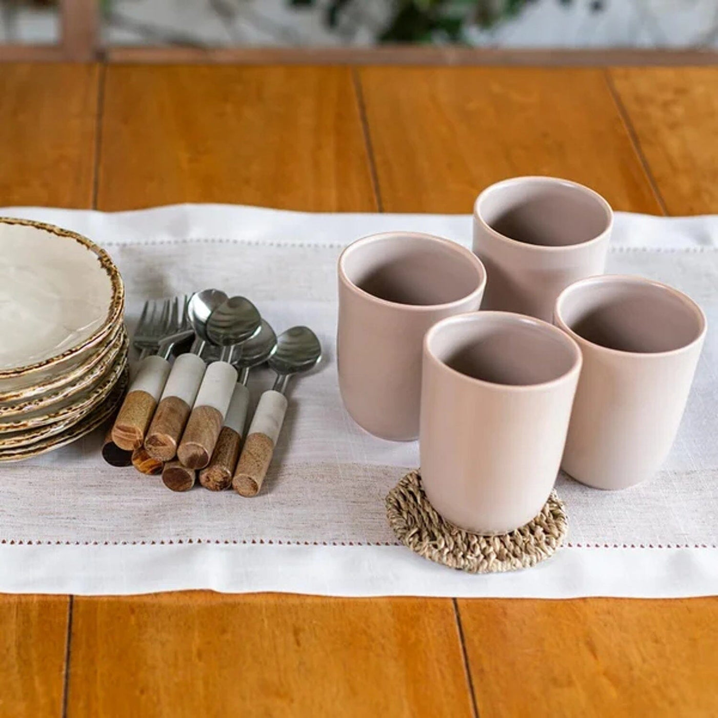 Aparelho de Jantar Vivant em Cerâmica Areia - 16 Unidades Coleção Mesa Posta- Aparelho de Jantar Vivant em Cerâmica Areia - 16 Unidades Design & Casa