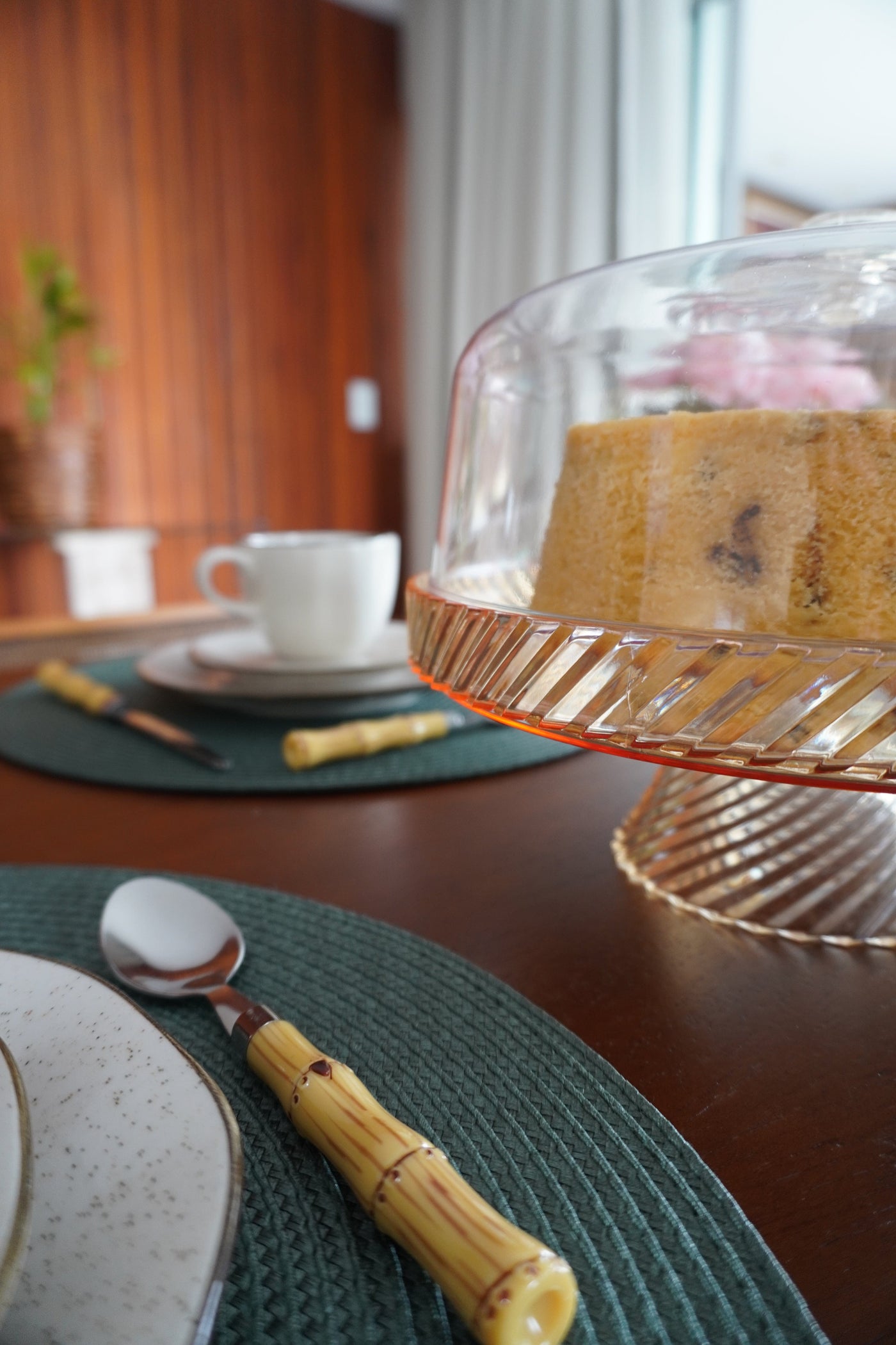 Boleira com Tampa de 20cm Boleira com Tampa de 20cm Design & Casa