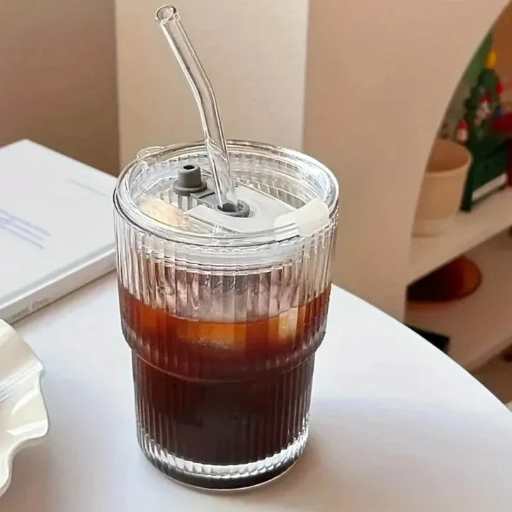 Copo De Vidro Transparente Com Tampa e Canudo 500ml Copo De Vidro Transparente Com Tampa e Canudo 500ml LightHousi 1 Peça 500ml