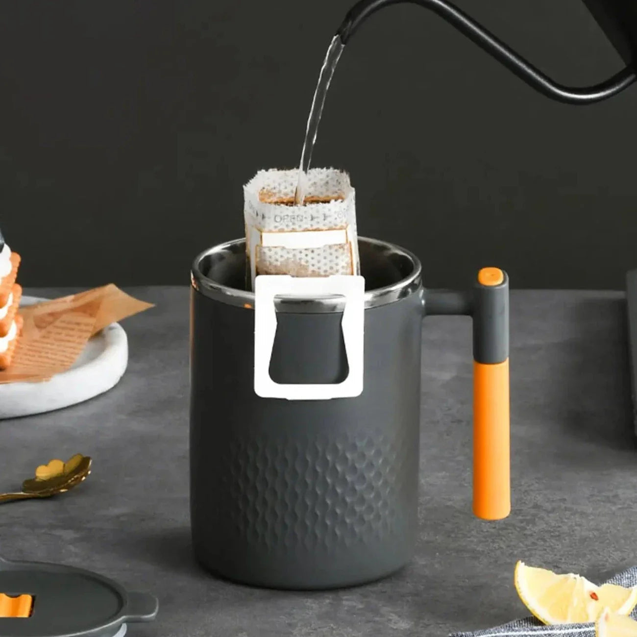 Copo Térmico Dupla Camada De Inox Com Alça Copo Termico Dupla Camada De Inox Com Alça LightHousi