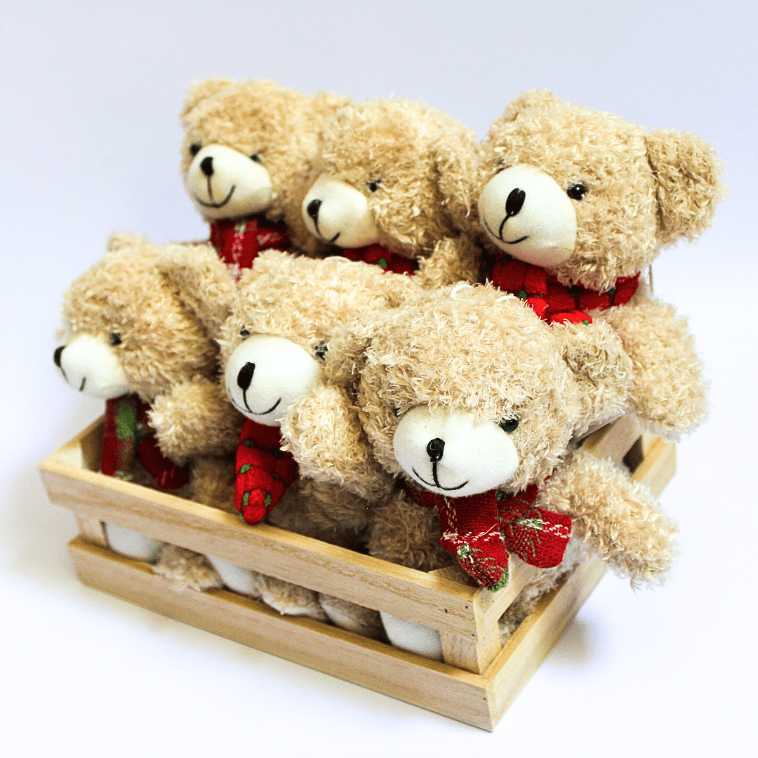 Enfeite de Árvore Urso de Pelúcia Tábua de Carne com Decoração Natalina Design & Casa