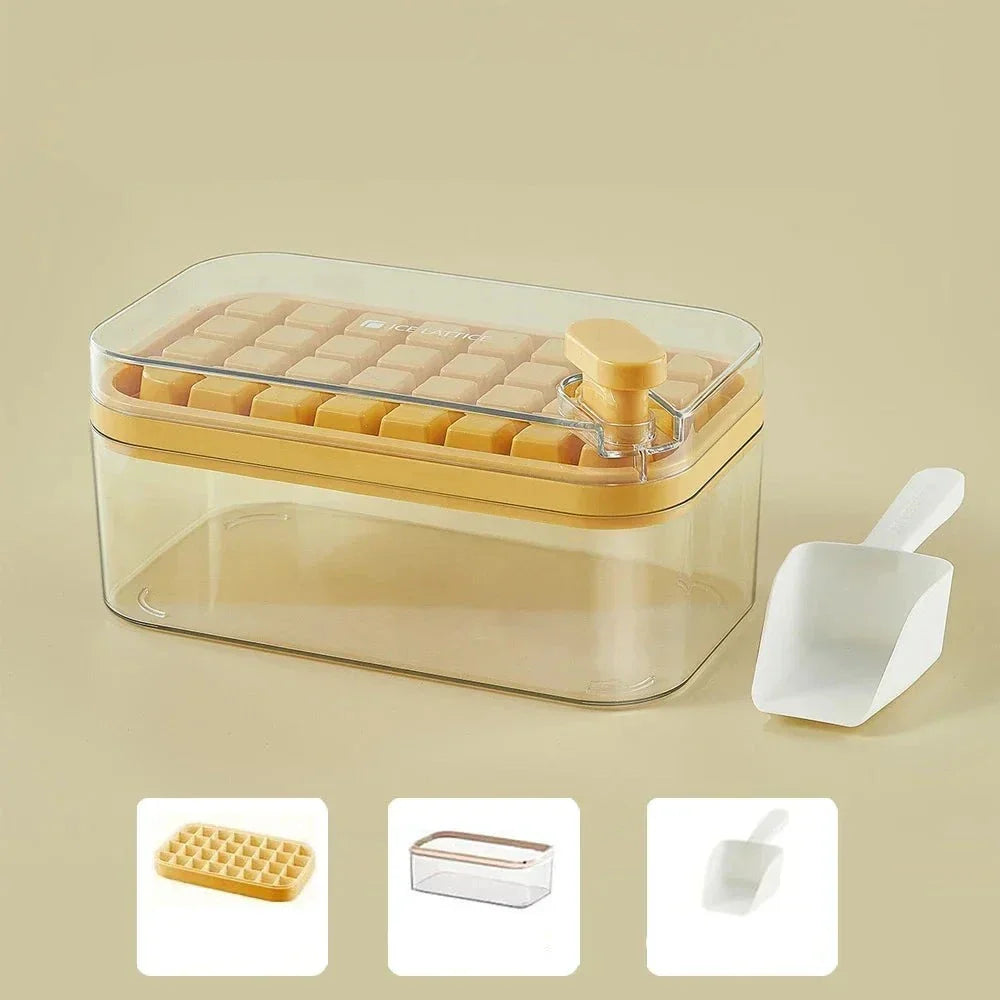 Forma de Gelo Com Botão Desmoldar e Pegador Forma de Gelo Com Botão Desmoldar e Pegador LightHousi Amarelo com 1 bandejas