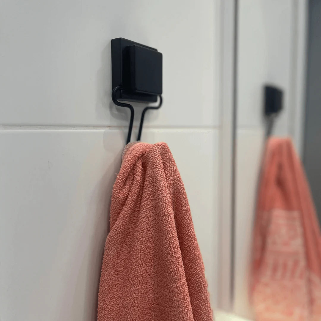 Gancho de Parede Preto Com Fixação Por Sucção Ventosa Gancho de Parede Preto Com Fixação Por Sucção Ventosa Design & Casa