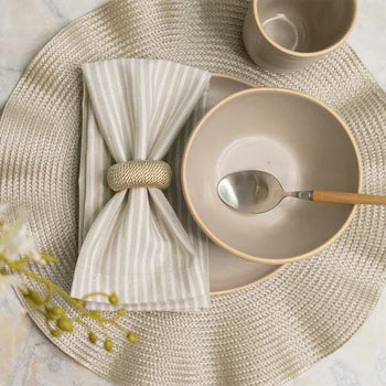 Guardanapo Elegante Listrado de Algodão Coleção Mesa Posta- Guardanapo Elegante Listrado de Algodão Design & Casa