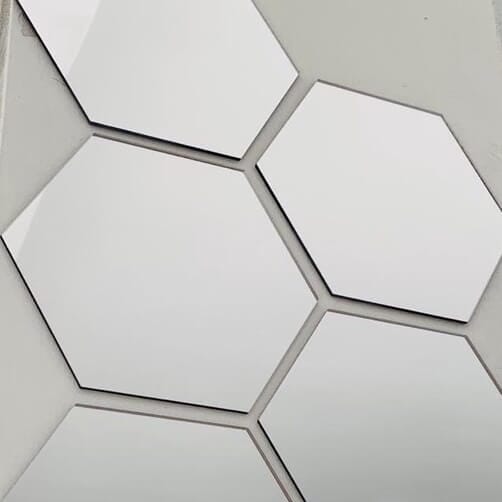 Kit com 10 Espelhos Decorativos 12x10cm com Fixação Adesiva Kit com 10 Espelhos Decorativos 12x10cm com Fixação Adesiva Design & Casa