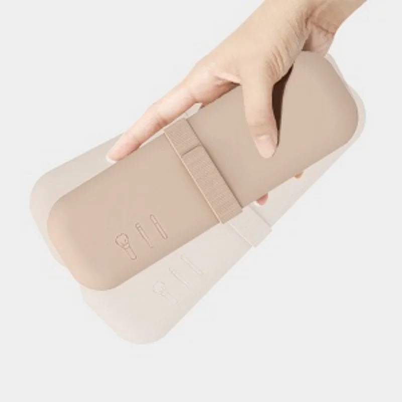 Kit com Estojo para Pinceis de Maquiagem e Case para Esponja de Maquiagem em Silicone Coleção Organização - Kit com Estojo para Pinceis de Maquiagem e Case para Esponja de Maquiagem em Silicone Design & Casa