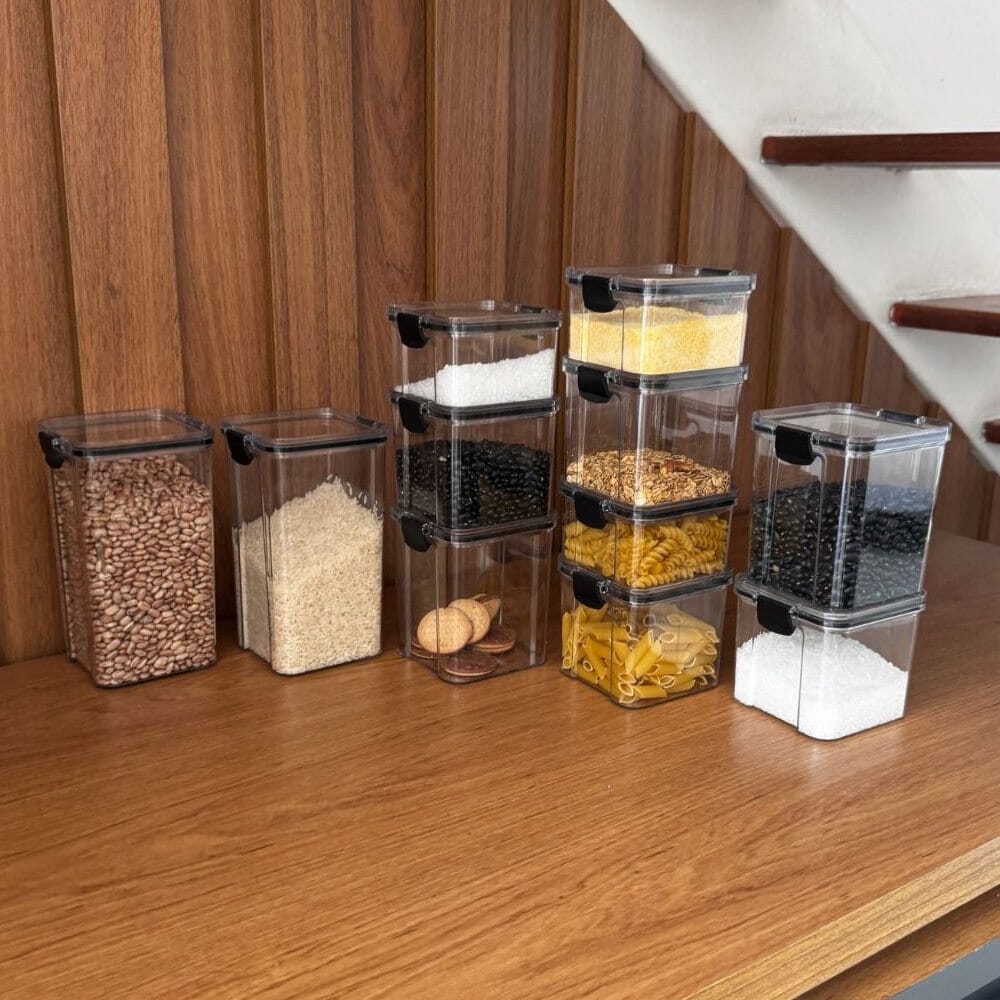 Kit de Potes Herméticos com Tampa Empilhável Kit de Potes Herméticos com Tampa Empilháveis Design & Casa