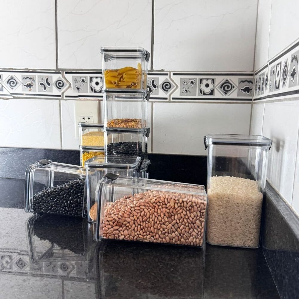 Kit de Potes Herméticos com Tampa Empilhável Kit de Potes Herméticos com Tampa Empilháveis Design & Casa