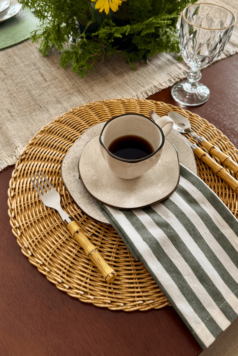 Kit Dupla Perfeita Mesa Posta | Leve 4 Lugares, Pague somente 3 Jogo Americano Redondo 6 Peças Verde Design & Casa