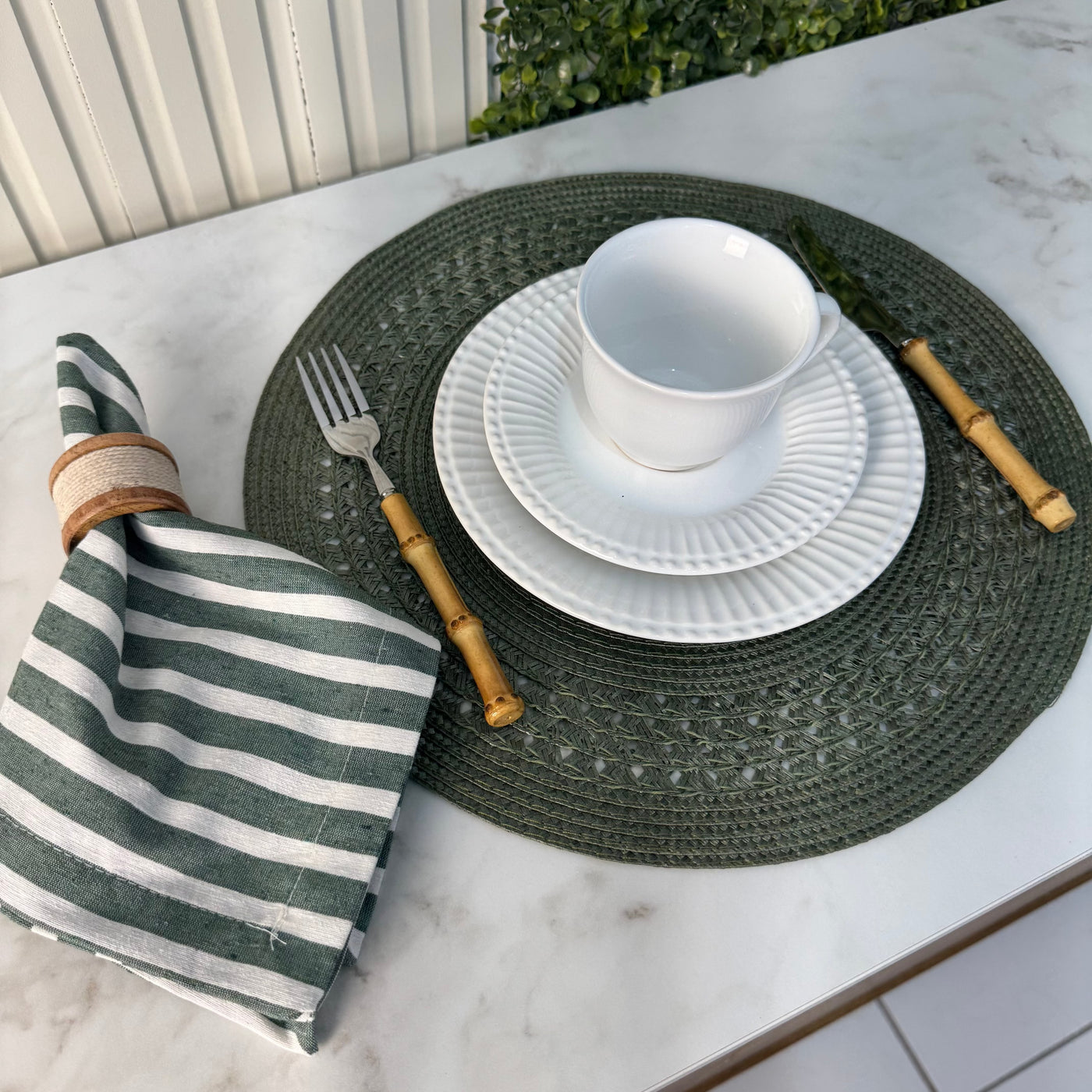 Kit Elegance Mesa Posta 4 Lugares | Jogo Americano + Anel + Guardanapo Tecido Design & Casa Verde