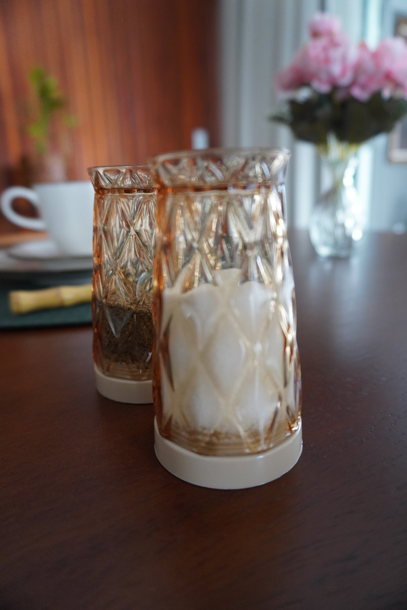 Kit Saleiro e Pimenteiro Glamour Kit Saleiro e Pimenteiro Glamour Design & Casa