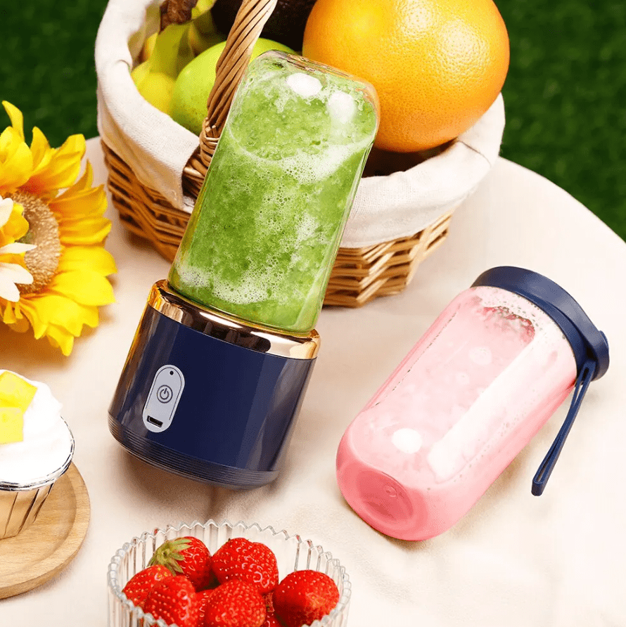 Liquidificador Portátil Pequeno Azul - 300ml Liquidificador Portátil Pequeno Azul - 300ml Design & Casa