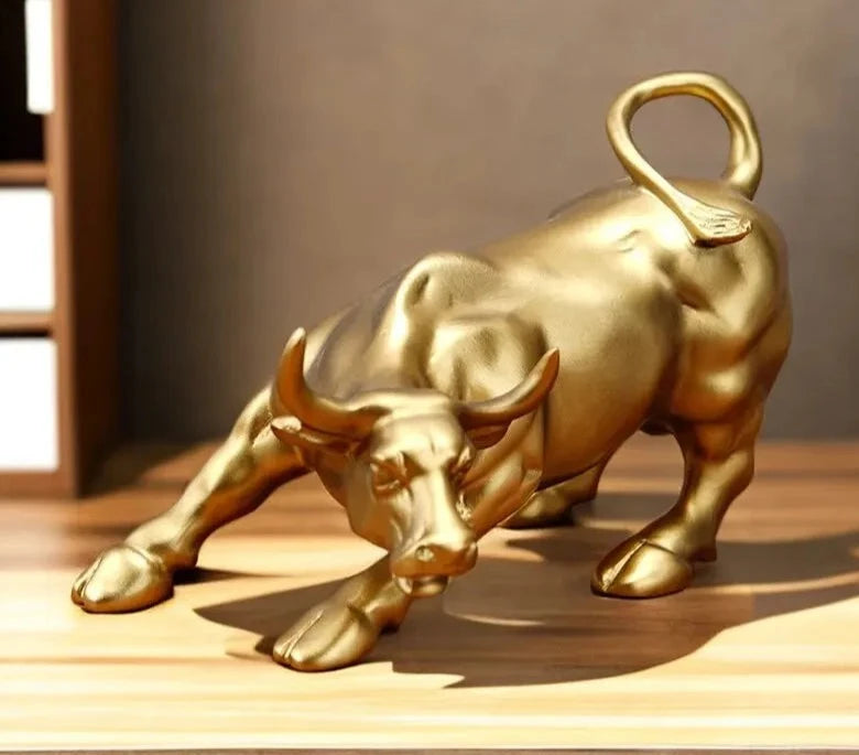NORTHEUINS Wall Street Bull Market Resin Ornaments Feng Shui Fortune Statue Wealth Figurines For Office Interior Desktop Decor Design & Casa