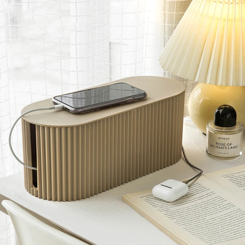 Organizador de Cabos - Proteção de Tomadas e Fios Design & Casa