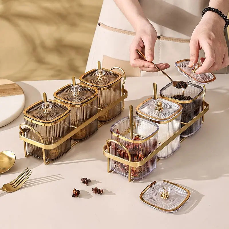 Porta Condimentos Com Suporte Dourado Porta Condimentos Com Suporte Banhado A Ouro LightHousi