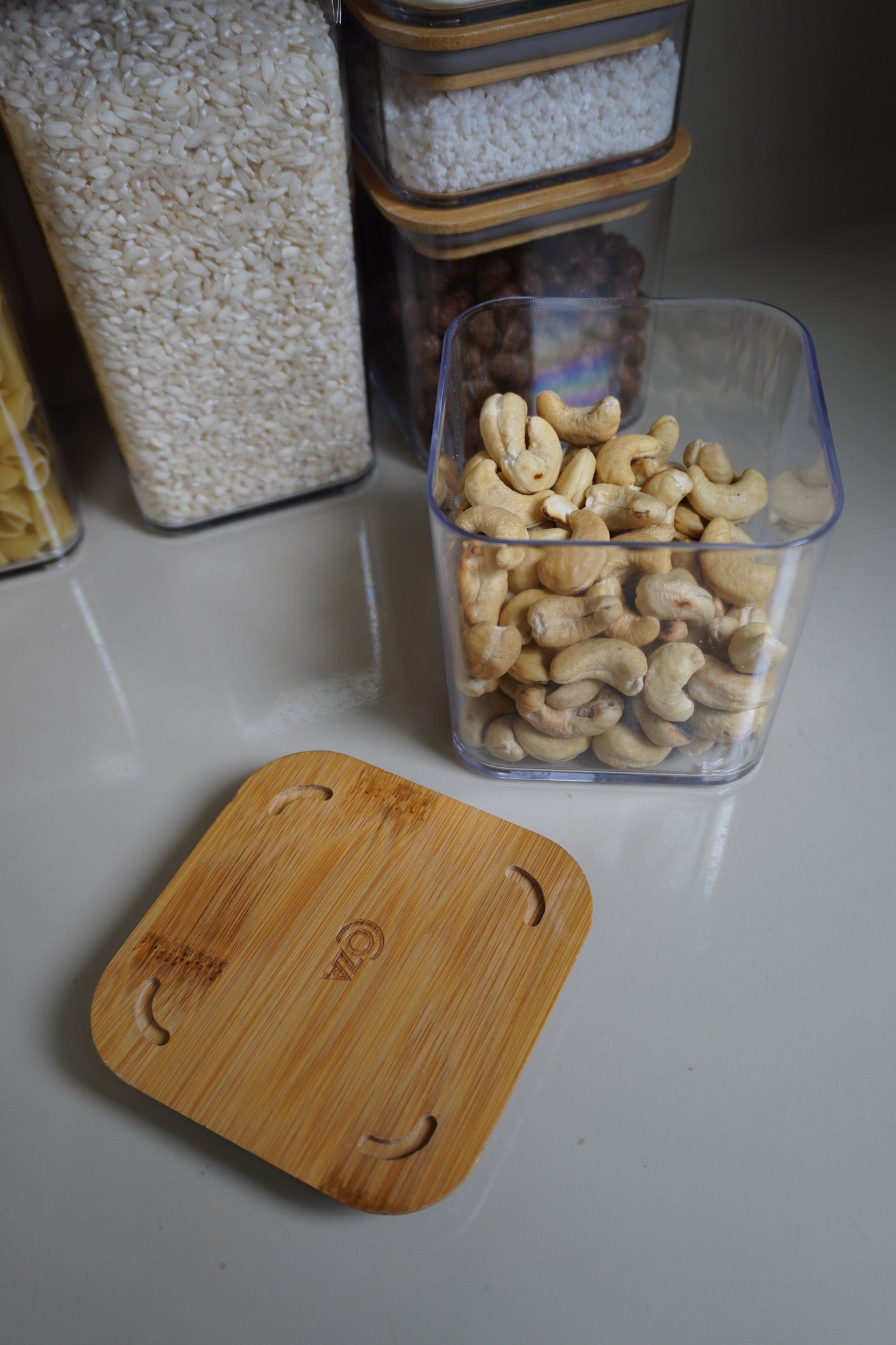 Pote Hermético com Tampa de Bambu 580ml Coleção Potes Herméticos- Pote Hermético com Tampa de Bambu 580ml Design & Casa