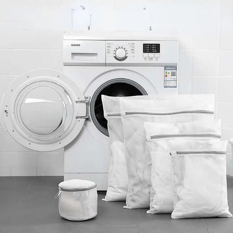 Saco Máquina Lavar Roupa - Lavagem e Proteção Saco Máquina Lavar Roupa - Lavagem e Proteção Design & Casa Branco 20x30CM