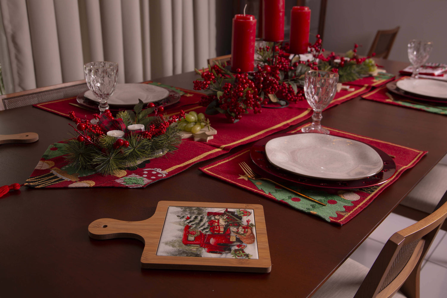 Tábua de Frios com Decoração Natalina Tábua de Carne com Decoração Natalina Design & Casa