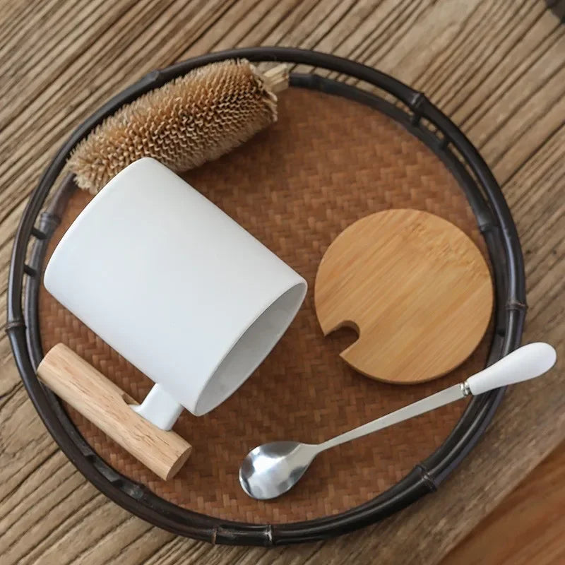 Xícara De Cerâmica Com Tampa De Madeira E Colher Coleção Cozinha - Xícara De Cerâmica Com Tampa De Madeira E Colher LightHousi