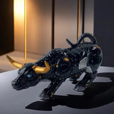 NORTHEUINS Wall Street Bull Market Resin Ornaments Feng Shui Fortune Statue Wealth Figurines For Office Interior Desktop Decor Design & Casa 