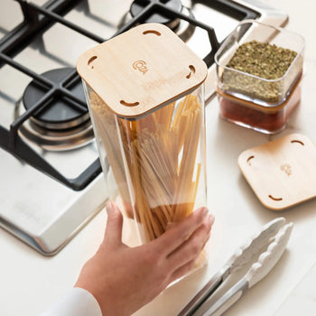 Pote Hermético com Tampa de Bambu 1,5L Coleção Potes Herméticos- Pote Hermético com Tampa de Bambu 1,5L Design & Casa 