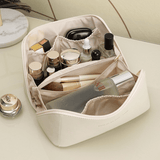 Necessaire Feminina Porta Maquiagem Organizadora com Divisórias Grande Capacidade Organização 02 - Necessaire Feminina Porta Maquiagem Organizadora com Divisórias Grande Capacidade Design & Casa 